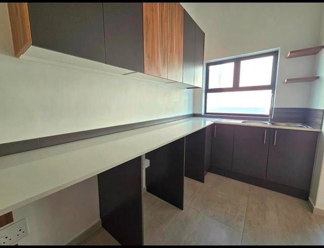 3 BEDROOM HOUSE FOR SALE IN BRITANNIA BAY